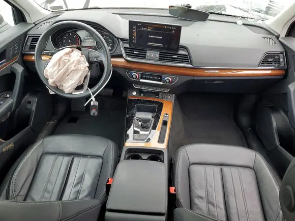 WA1GAAFY8P2071082 2023 AUDI Q5 - Image 8