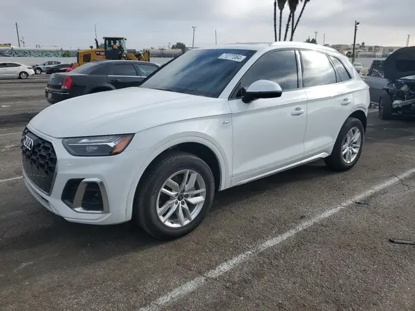 WA1GAAFY8P2122385 2023 AUDI Q5 - Image 1