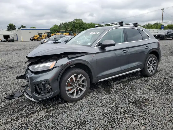 WA1GAAFY8R2045892 2024 AUDI Q5 - Image 1