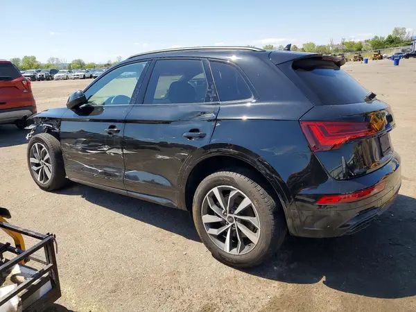WA1GAAFY8R2118565 2024 AUDI Q5 - Image 2
