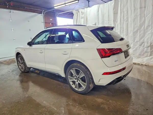 WA1GAAFY8S2020447 2025 AUDI Q5 - Image 2
