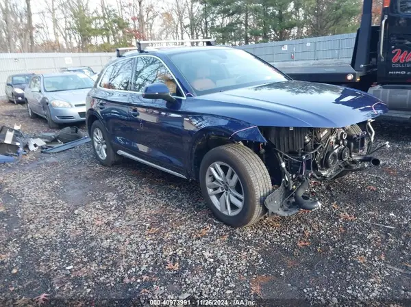 WA1GAAFY9N2098952 2022 AUDI Q5 - Image 1