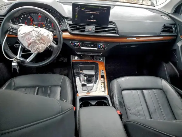 WA1GAAFY9P2044280 2023 AUDI Q5 - Image 8
