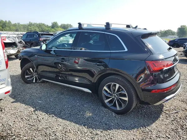 WA1GAAFY9P2177282 2023 AUDI Q5 - Image 2