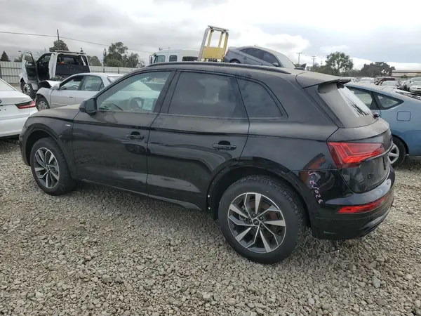 WA1GAAFY9R2101595 2024 AUDI Q5 - Image 2
