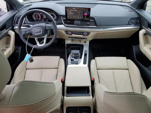 WA1GAAFY9S2027682 2025 AUDI Q5 - Image 8