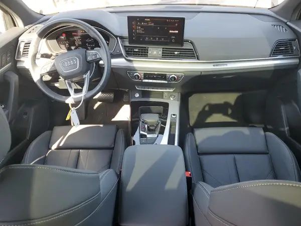WA1GAAFY9S2037726 2025 AUDI Q5 - Image 8