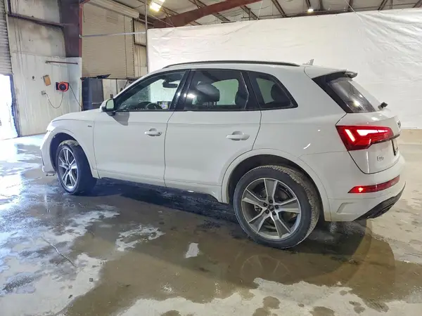 WA1GAAFY9S2042165 2025 AUDI Q5 - Image 2
