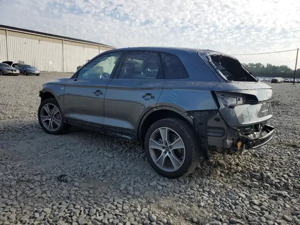 WA1GAAFY9S2054946 2025 AUDI Q5 - Image 2