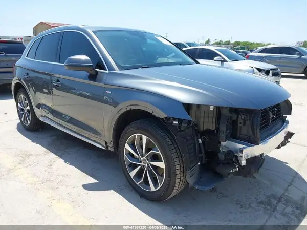 WA1GAAFYXN2102653 2022 AUDI Q5 - Image 1