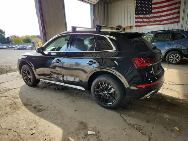 WA1GAAFYXN2121476 2022 AUDI Q5 - Image 2