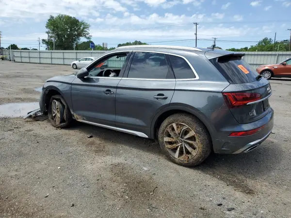 WA1GAAFYXP2136532 2023 AUDI Q5 - Image 2