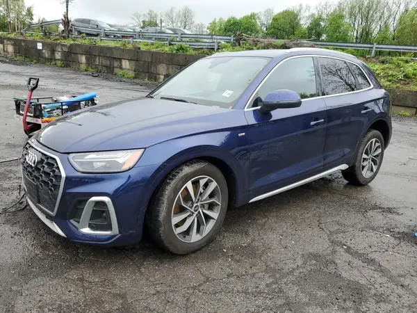 WA1GAAFYXP2157574 2023 AUDI Q5 - Image 1