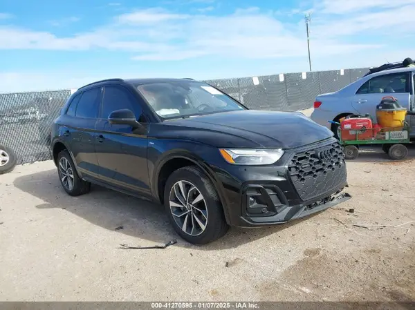 WA1GAAFYXR2105641 2024 AUDI Q5 - Image 1
