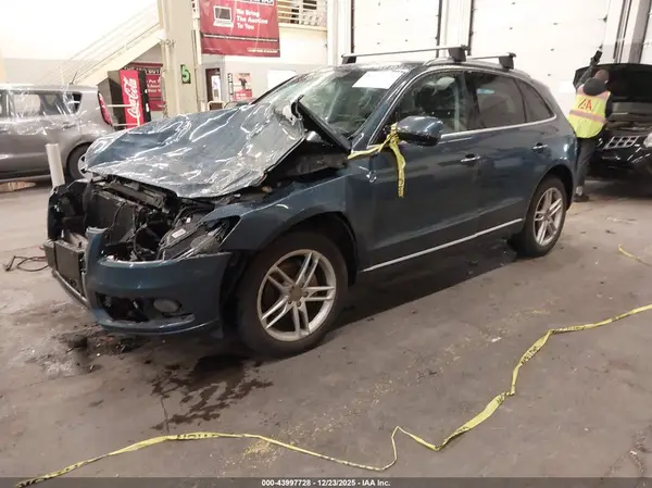 WA1L2AFP0HA044596 2017 AUDI Q5 - Image 2