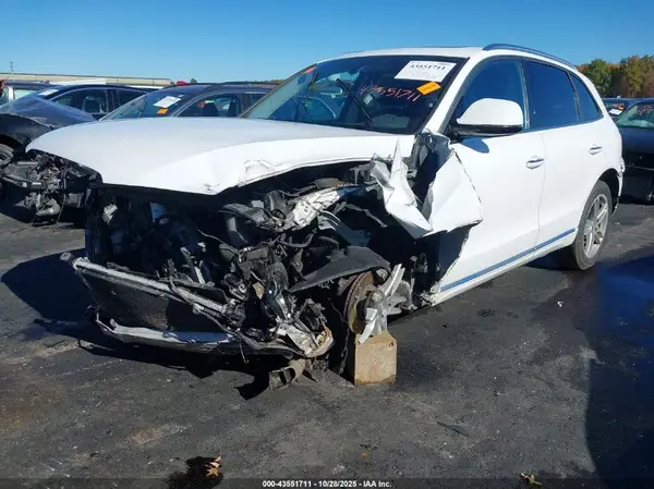 WA1L2AFP0HA072382 2017 AUDI Q5 - Image 2