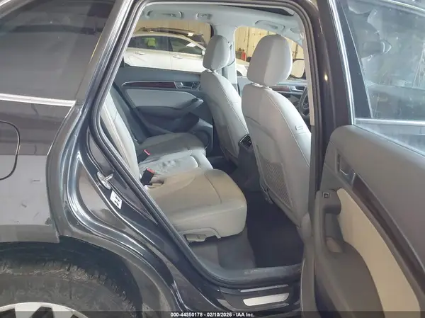 WA1L2AFP1GA061681 2016 AUDI Q5 - Image 8