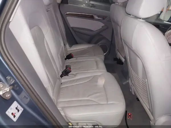 WA1L2AFP1HA004690 2017 AUDI Q5 - Image 8