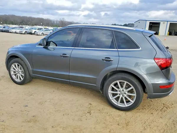 WA1L2AFP1HA038578 2017 AUDI Q5 - Image 2