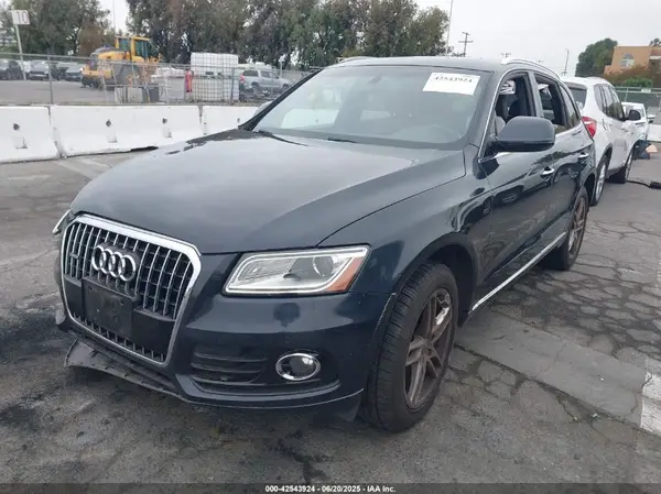 WA1L2AFP3HA002472 2017 AUDI Q5 - Image 2