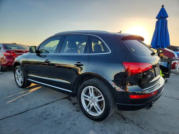 WA1L2AFP3HA015884 2017 AUDI Q5 - Image 2