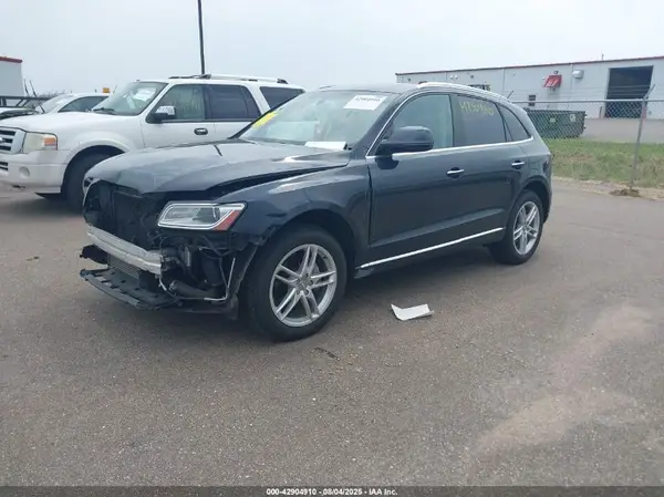 WA1L2AFP4HA011911 2017 AUDI Q5 - Image 2