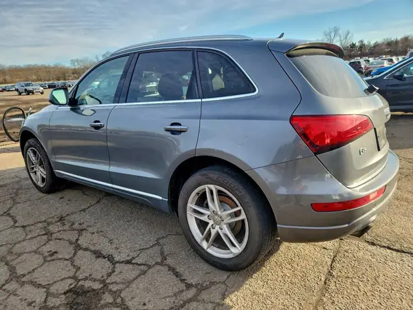 WA1L2AFP4HA021421 2017 AUDI Q5 - Image 2