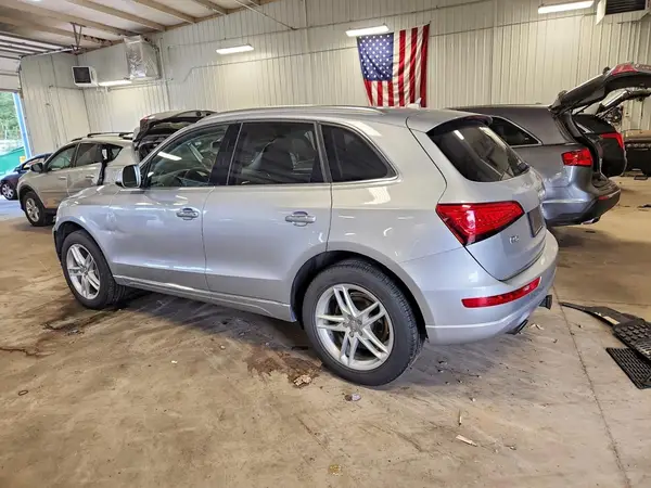 WA1L2AFP5HA094216 2017 AUDI Q5 - Image 2