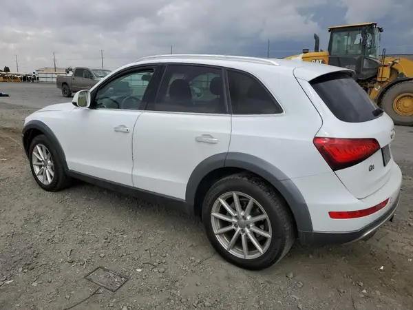 WA1L2AFP6HA064710 2017 AUDI Q5 - Image 2