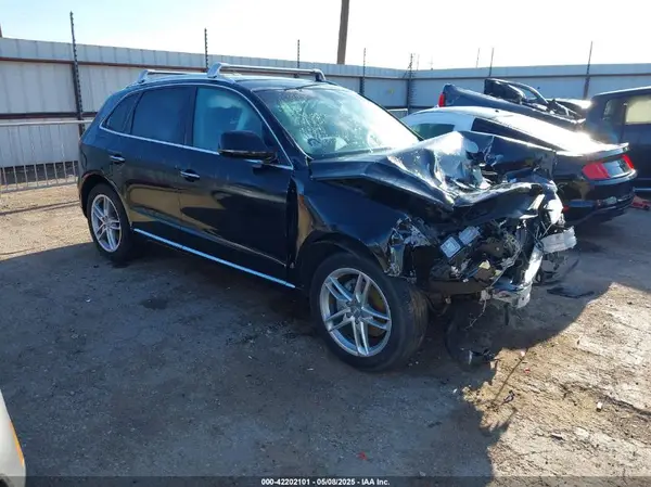 WA1L2AFP7HA033739 2017 AUDI Q5 - Image 1