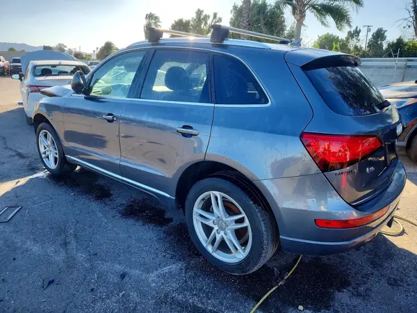 WA1L2AFP8HA090676 2017 AUDI Q5 - Image 2