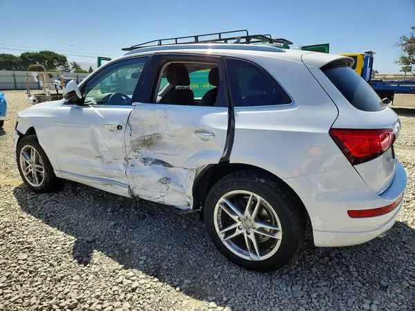 WA1L2AFPXHA001786 2017 AUDI Q5 - Image 2