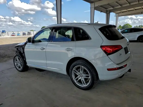 WA1L2BFP7HA025453 2017 AUDI Q5 - Image 2