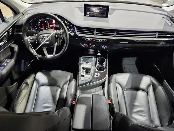 WA1LAAF70HD000079 2017 AUDI Q7 - Image 8