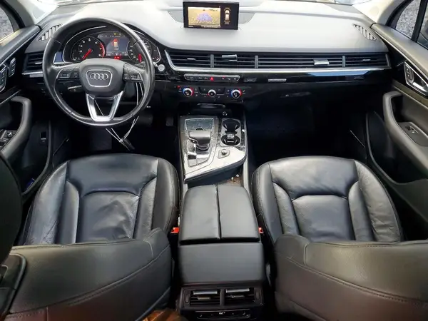 WA1LAAF70HD001040 2017 AUDI Q7 - Image 8
