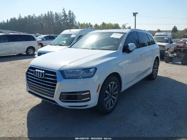 WA1LAAF70HD002155 2017 AUDI Q7 - Image 2
