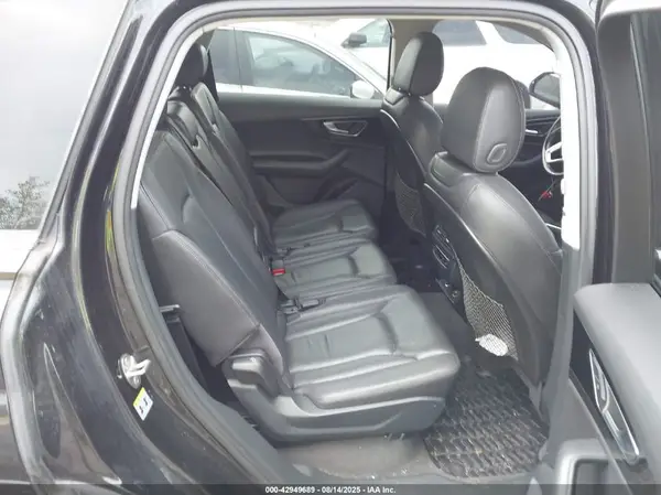 WA1LAAF70HD004231 2017 AUDI Q7 - Image 8
