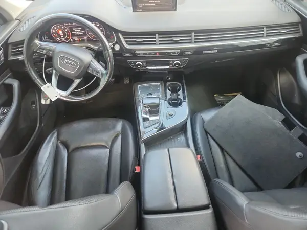 WA1LAAF70HD005038 2017 AUDI Q7 - Image 8