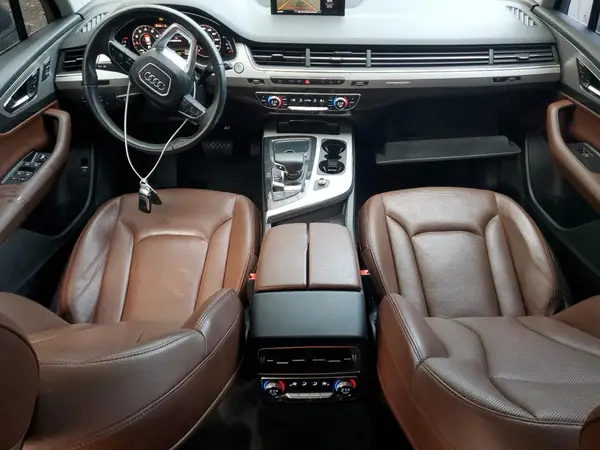 WA1LAAF70HD009526 2017 AUDI Q7 - Image 8