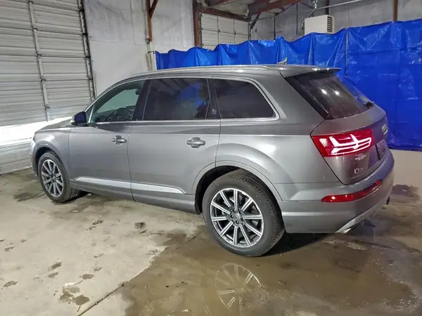 WA1LAAF70HD012555 2017 AUDI Q7 - Image 2
