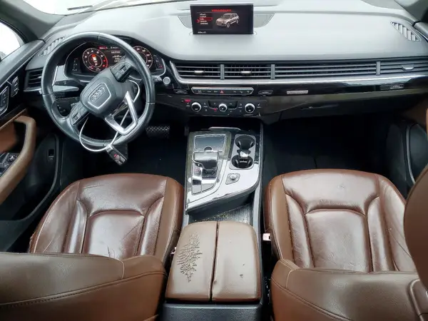 WA1LAAF70HD013396 2017 AUDI Q7 - Image 8