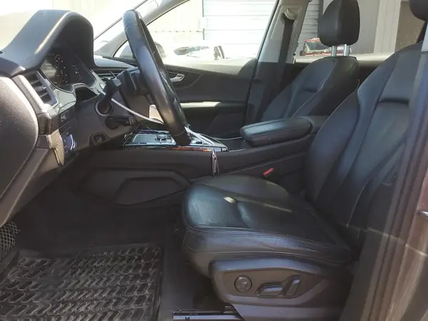 2017 AUDI Q7 auction photo 7