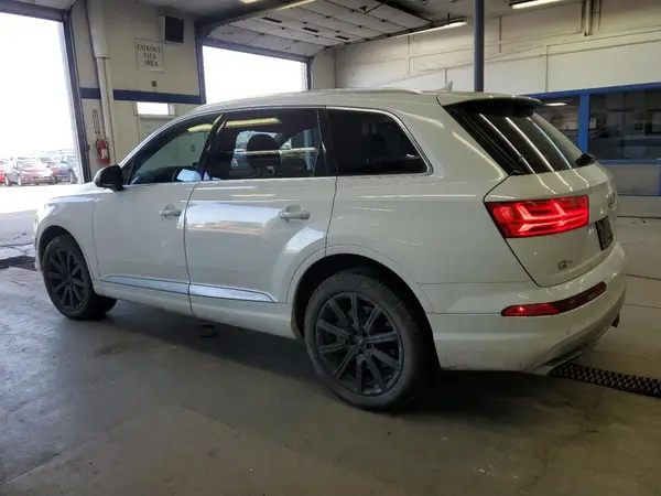 WA1LAAF70HD016217 2017 AUDI Q7 - Image 2