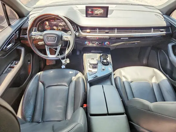 WA1LAAF70HD016881 2017 AUDI Q7 - Image 8