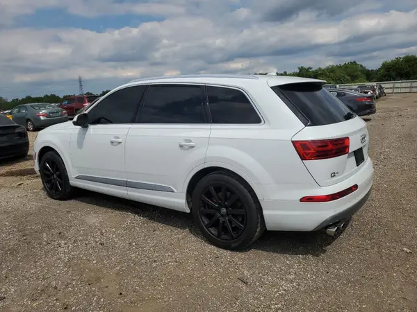 WA1LAAF70HD017044 2017 AUDI Q7 - Image 2