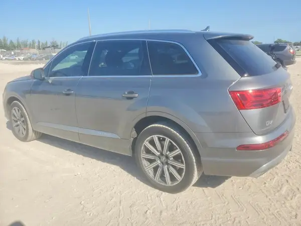 WA1LAAF70HD018999 2017 AUDI Q7 - Image 2