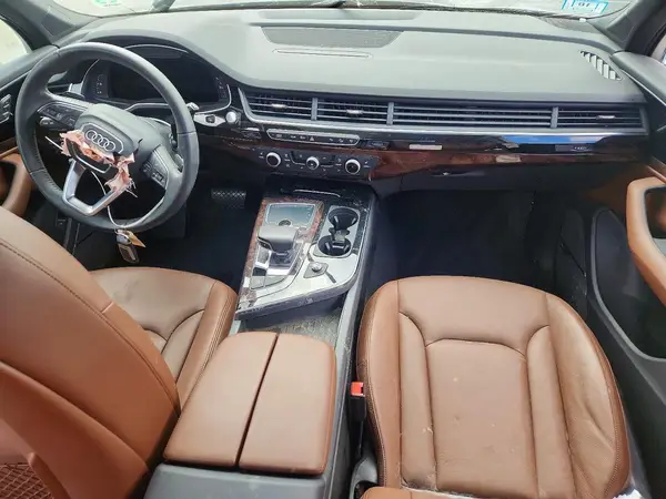 WA1LAAF70HD019277 2017 AUDI Q7 - Image 8