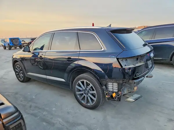 WA1LAAF70HD020249 2017 AUDI Q7 - Image 2