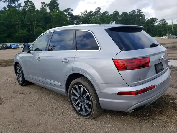 WA1LAAF70HD020851 2017 AUDI Q7 - Image 2