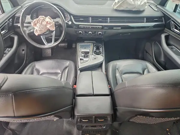WA1LAAF70HD021272 2017 AUDI Q7 - Image 8